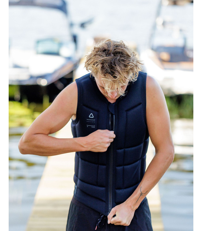 Follow Affliliate - Black/Graphic